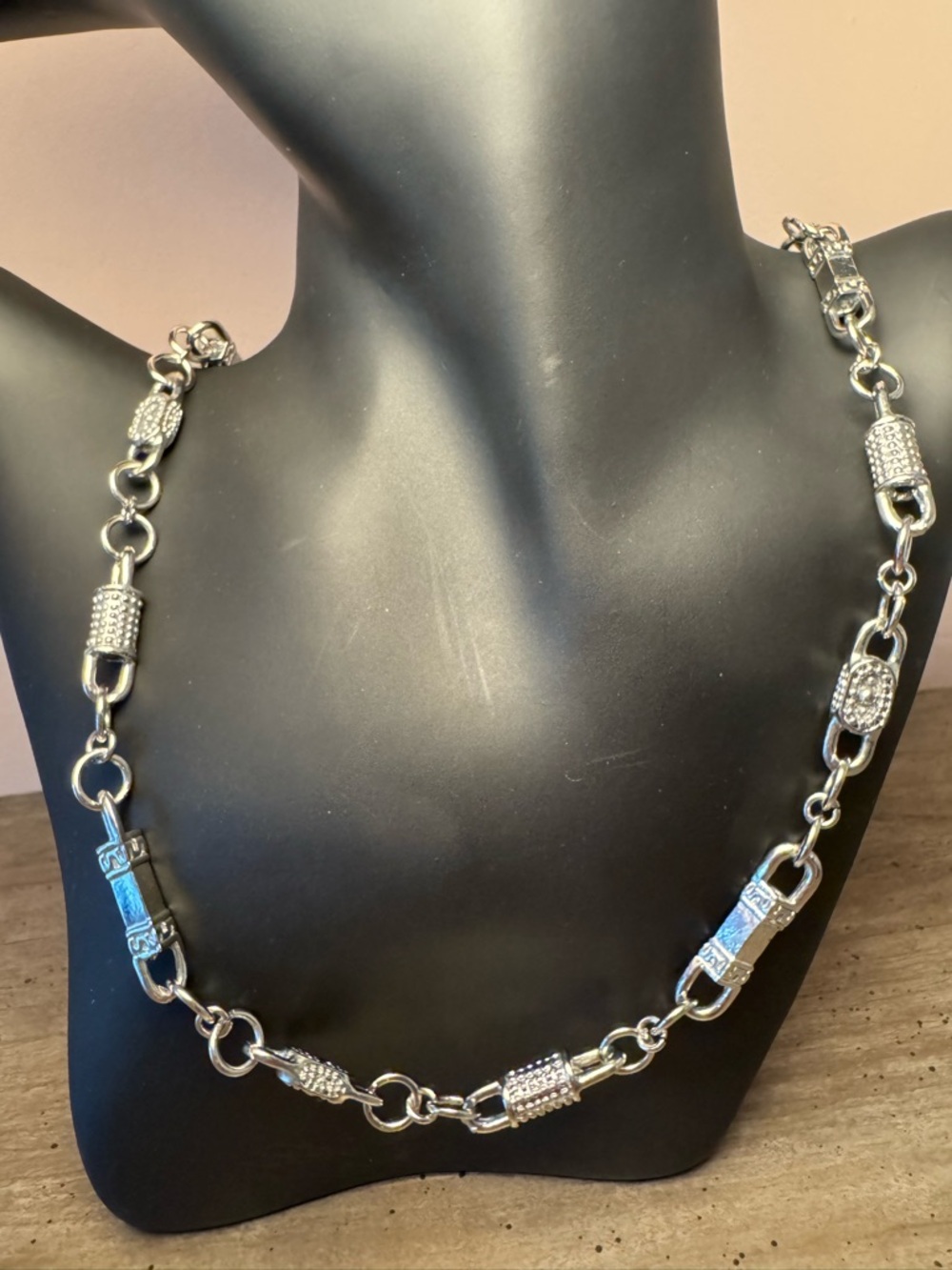 Silver Tone Link Statement Necklace - Picture 2 of 4